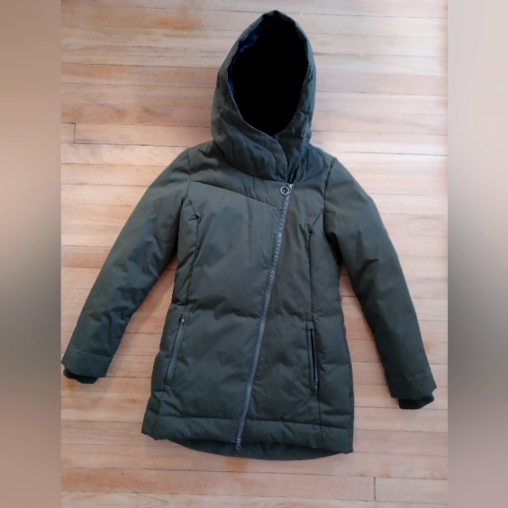 FIG Parka, designed in Montreal. Olive green.
